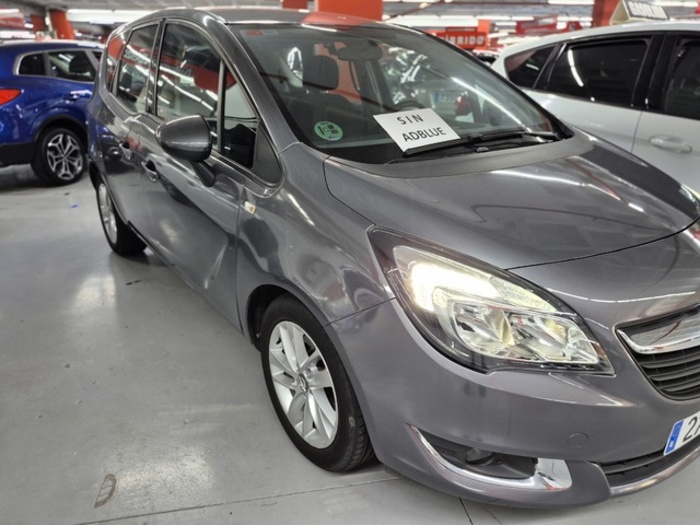 OpelMeriva 1.6 CDTi S&S Ecoflex Excellence 81 kW (110 CV) Vehículo usado en Barcelona - 6 OpelMeriva 1.6 CDTi S&S Ecoflex Excellence 81 kW (110 CV) Vehículo usado en Barcelona - 6