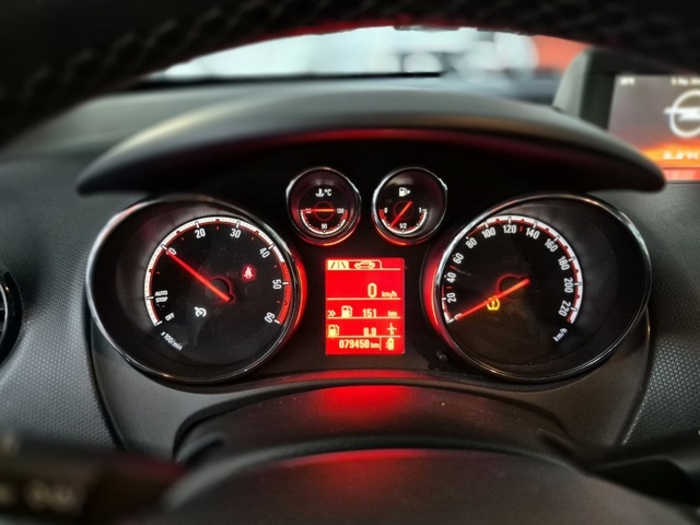 OpelMeriva 1.6 CDTi S&S Ecoflex Excellence 81 kW (110 CV) Vehículo usado en Barcelona - 8 OpelMeriva 1.6 CDTi S&S Ecoflex Excellence 81 kW (110 CV) Vehículo usado en Barcelona - 8