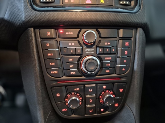 OpelMeriva 1.6 CDTi S&S Ecoflex Excellence 81 kW (110 CV) Vehículo usado en Barcelona - 11 OpelMeriva 1.6 CDTi S&S Ecoflex Excellence 81 kW (110 CV) Vehículo usado en Barcelona - 11