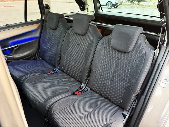 CitroenGrand C4 Picasso 1.6 HDI Exclusive 82 kW (112 CV) Vehículo usado en Barcelona - 10