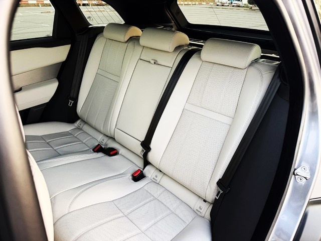 Land RoverRange Rover Velar 2.0 I4 R-Dynamic S 4WD Auto 150 kW (204 CV) Vehículo usado en Barcelona - 10