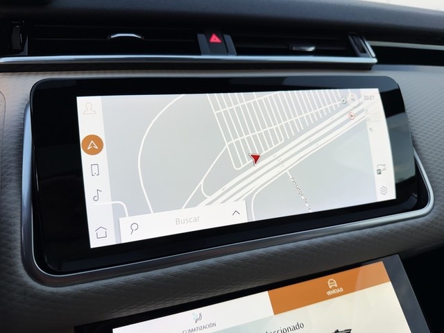 Land RoverRange Rover Velar 2.0 I4 R-Dynamic S 4WD Auto 150 kW (204 CV) Vehículo usado en Barcelona - 22