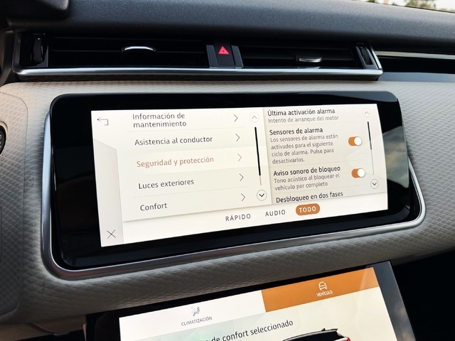 Land RoverRange Rover Velar 2.0 I4 R-Dynamic S 4WD Auto 150 kW (204 CV) Vehículo usado en Barcelona - 29