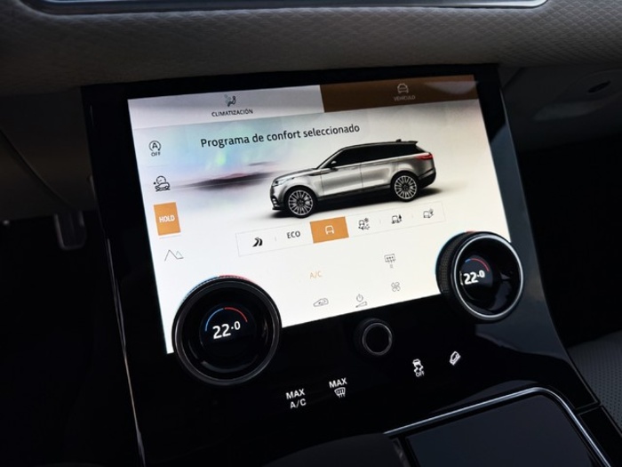 Land RoverRange Rover Velar 2.0 I4 R-Dynamic S 4WD Auto 150 kW (204 CV) Vehículo usado en Barcelona - 32 Land RoverRange Rover Velar 2.0 I4 R-Dynamic S 4WD Auto 150 kW (204 CV) Vehículo usado en Barcelona - 32