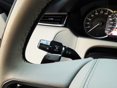 Land Rover Range Rover Velar 2.0 I4 R-Dynamic S 4WD Auto 150 kW (204 CV) Land Rover Range Rover Velar 2.0 I4 R-Dynamic S 4WD Auto 150 kW (204 CV)