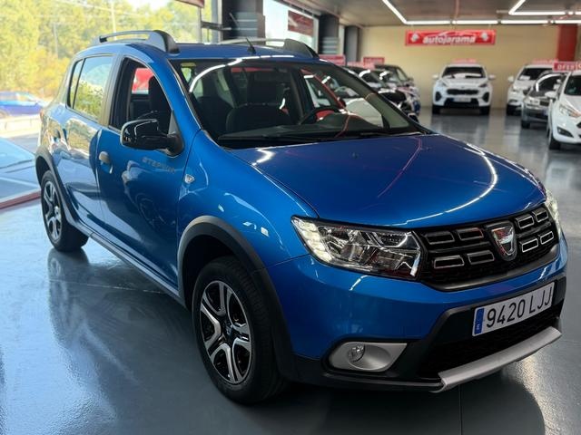 DaciaSandero Comfort Blue dCi 70 kW (95 CV) Vehículo usado en Barcelona - 2