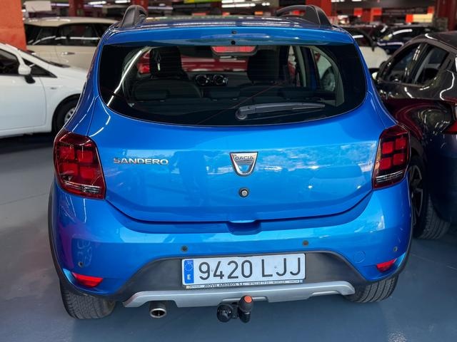 DaciaSandero Comfort Blue dCi 70 kW (95 CV) Vehículo usado en Barcelona - 4