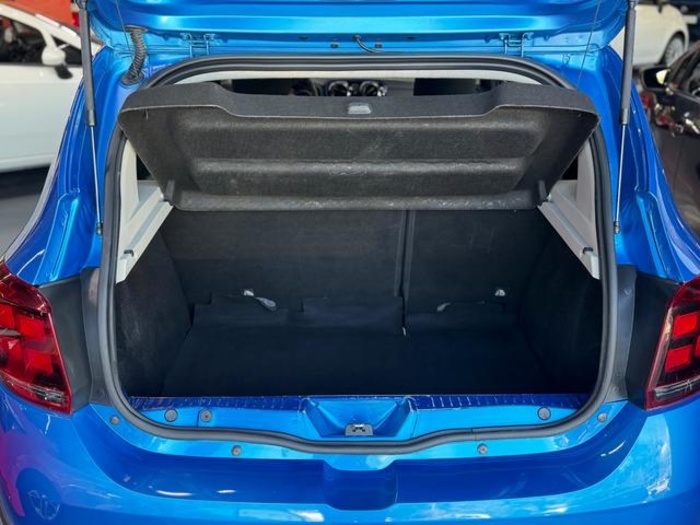 DaciaSandero Comfort Blue dCi 70 kW (95 CV) Vehículo usado en Barcelona - 5 DaciaSandero Comfort Blue dCi 70 kW (95 CV) Vehículo usado en Barcelona - 5
