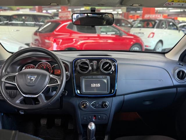 DaciaSandero Comfort Blue dCi 70 kW (95 CV) Vehículo usado en Barcelona - 9