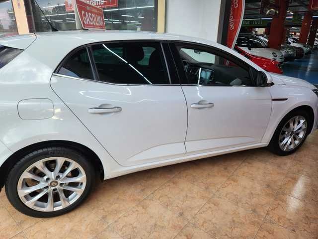 RenaultMegane Sport Tourer Zen Tce 103 kW (140 CV) GPF Vehículo usado en Barcelona - 3