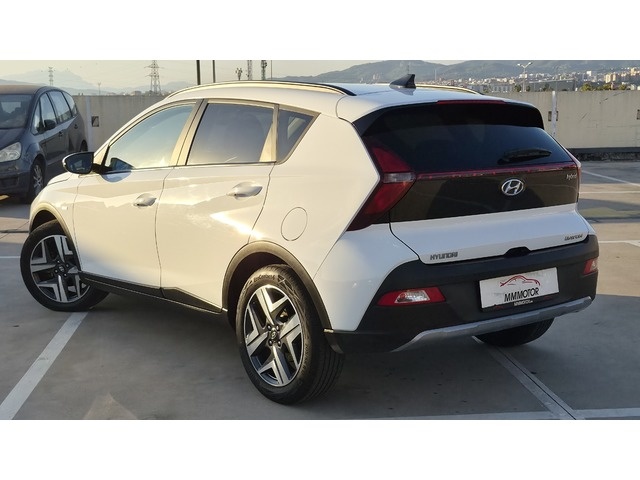 HyundaiBayon 1.0 TGDI 48V Tecno 74 kW (100 CV) Vehículo usado en Barcelona - 6