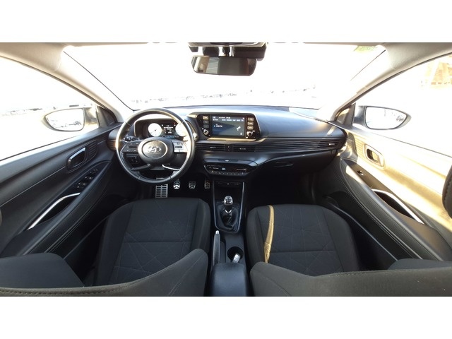 HyundaiBayon 1.0 TGDI 48V Tecno 74 kW (100 CV) Vehículo usado en Barcelona - 11