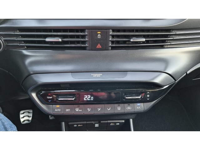HyundaiBayon 1.0 TGDI 48V Tecno 74 kW (100 CV) Vehículo usado en Barcelona - 25