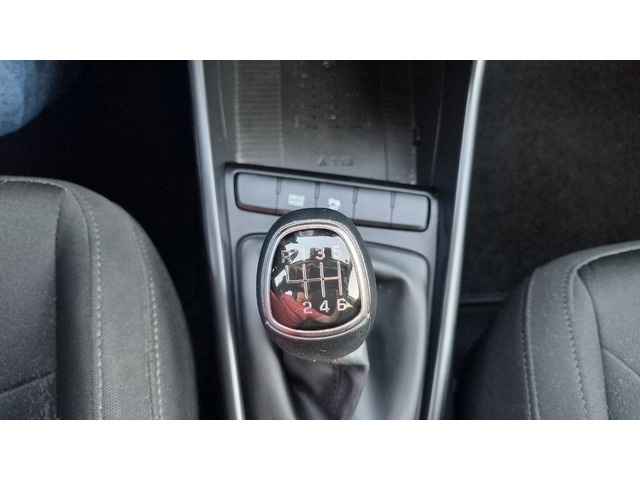 HyundaiBayon 1.0 TGDI 48V Tecno 74 kW (100 CV) Vehículo usado en Barcelona - 27