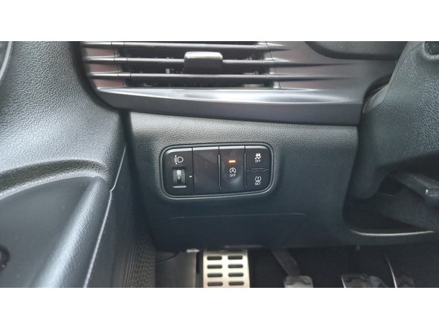 HyundaiBayon 1.0 TGDI 48V Tecno 74 kW (100 CV) Vehículo usado en Barcelona - 29
