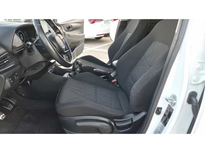 HyundaiBayon 1.0 TGDI 48V Tecno 74 kW (100 CV) Vehículo usado en Barcelona - 32 HyundaiBayon 1.0 TGDI 48V Tecno 74 kW (100 CV) Vehículo usado en Barcelona - 32