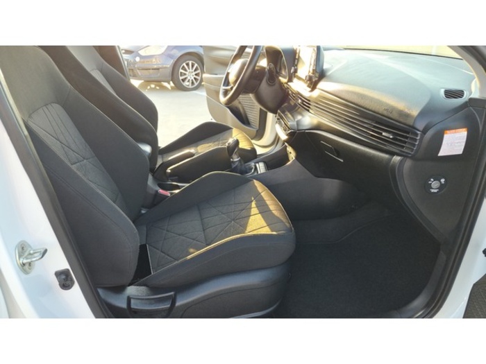 HyundaiBayon 1.0 TGDI 48V Tecno 74 kW (100 CV) Vehículo usado en Barcelona - 35 HyundaiBayon 1.0 TGDI 48V Tecno 74 kW (100 CV) Vehículo usado en Barcelona - 35
