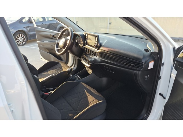 HyundaiBayon 1.0 TGDI 48V Tecno 74 kW (100 CV) Vehículo usado en Barcelona - 37 HyundaiBayon 1.0 TGDI 48V Tecno 74 kW (100 CV) Vehículo usado en Barcelona - 37