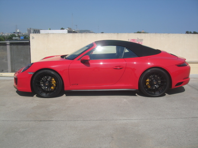 Porsche911 Carrera 4 GTS Cabrio 331 kW (450 CV) Vehículo usado en Barcelona - 4