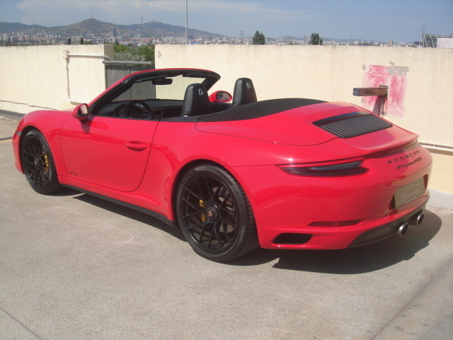 Porsche911 Carrera 4 GTS Cabrio 331 kW (450 CV) Vehículo usado en Barcelona - 5