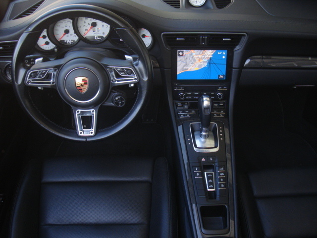 Porsche911 Carrera 4 GTS Cabrio 331 kW (450 CV) Vehículo usado en Barcelona - 20