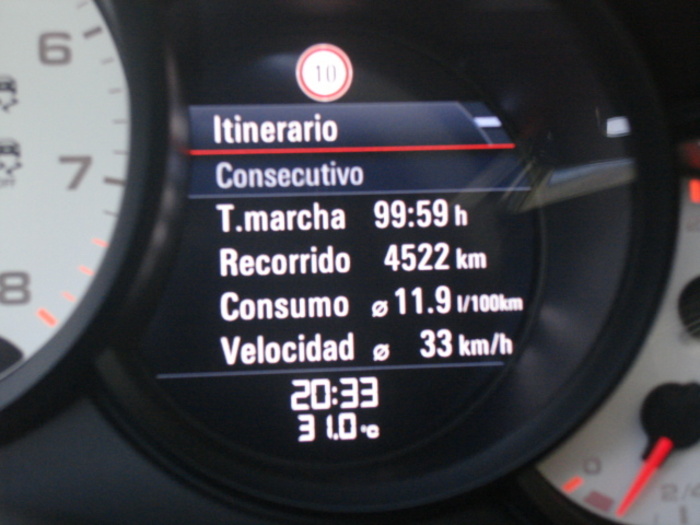 Porsche911 Carrera 4 GTS Cabrio 331 kW (450 CV) Vehículo usado en Barcelona - 24 Porsche911 Carrera 4 GTS Cabrio 331 kW (450 CV) Vehículo usado en Barcelona - 24