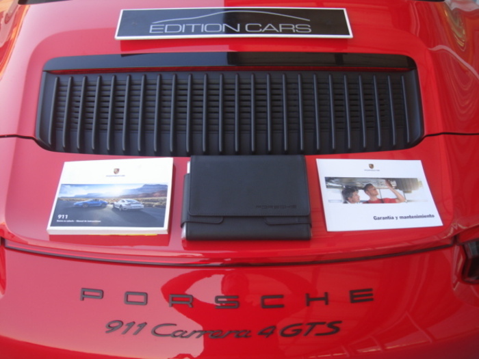 Porsche911 Carrera 4 GTS Cabrio 331 kW (450 CV) Vehículo usado en Barcelona - 38 Porsche911 Carrera 4 GTS Cabrio 331 kW (450 CV) Vehículo usado en Barcelona - 38