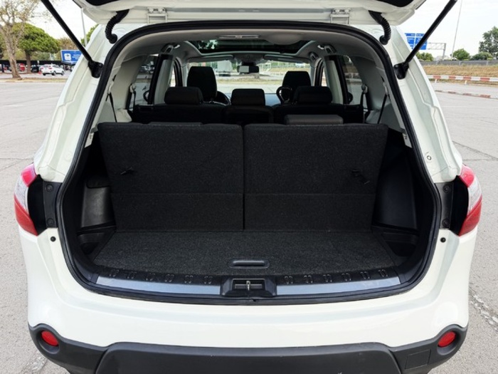 NissanQashqai+2 2.0 dCi Tekna Sport Chrome 4x4 110 kW (150 CV) Vehículo usado en Barcelona - 29 NissanQashqai+2 2.0 dCi Tekna Sport Chrome 4x4 110 kW (150 CV) Vehículo usado en Barcelona - 29
