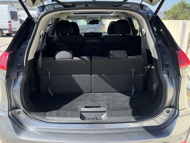 NissanX-Trail dCi 130 Tekna 4x2 96 kW (130 CV) Vehículo usado en Barcelona - 31