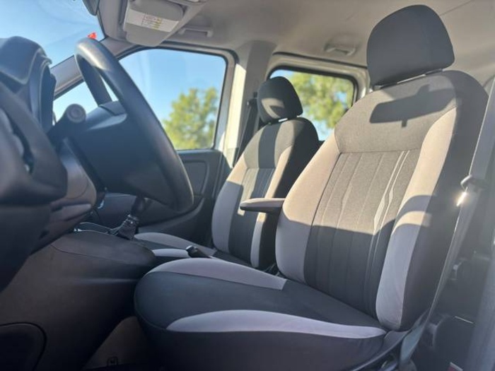 FiatDobló Cargo 1.3 Multijet SX 70 kW (95 CV) Vehículo usado en Barcelona - 9 FiatDobló Cargo 1.3 Multijet SX 70 kW (95 CV) Vehículo usado en Barcelona - 9