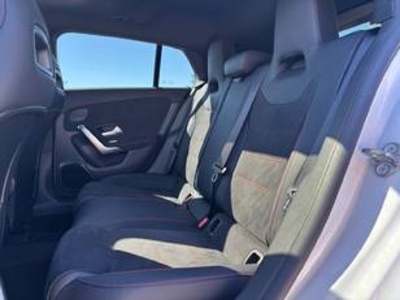 Mercedes-Benz CLA Shooting Brake 200 120 kW (163 CV) Mercedes-Benz CLA Shooting Brake 200 120 kW (163 CV)