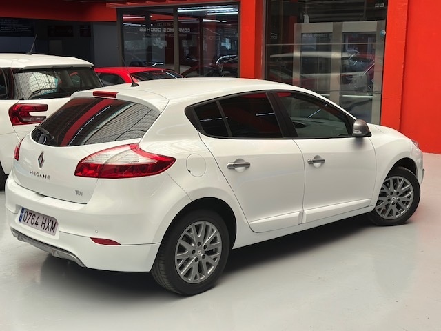 RenaultMegane GT Style Energy TCe 85 kW (115 CV) S&S Vehículo usado en Barcelona - 5