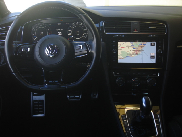 VolkswagenGolf R 2.0 TSI 4Motion 228 kW (310 CV) DSG Vehículo usado en Barcelona - 15