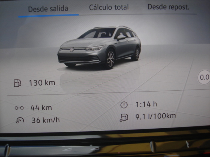 VolkswagenGolf Variant R 2.0 TSI 4Motion 235 kW (320 CV) DSG Vehículo usado en Barcelona - 33 VolkswagenGolf Variant R 2.0 TSI 4Motion 235 kW (320 CV) DSG Vehículo usado en Barcelona - 33
