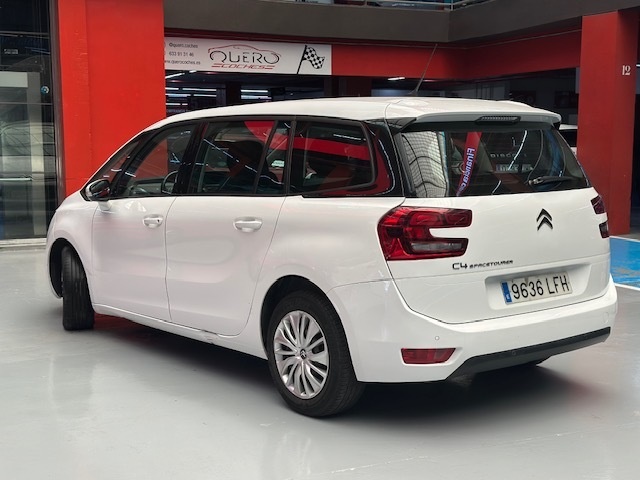 CitroenGrand C4 Spacetourer PureTech 130 S&S Live 96 kW (130 CV) Vehículo usado en Barcelona - 2