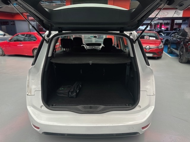 CitroenGrand C4 Spacetourer PureTech 130 S&S Live 96 kW (130 CV) Vehículo usado en Barcelona - 5