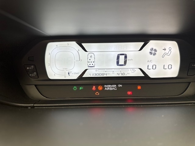 CitroenGrand C4 Spacetourer PureTech 130 S&S Live 96 kW (130 CV) Vehículo usado en Barcelona - 18