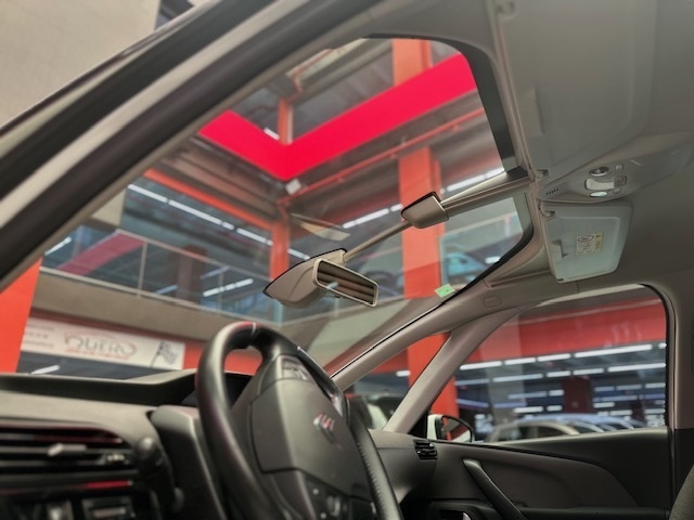 CitroenGrand C4 Spacetourer PureTech 130 S&S Live 96 kW (130 CV) Vehículo usado en Barcelona - 26