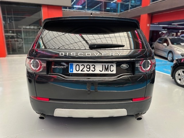Land RoverDiscovery Sport 2.0L TD4 HSE Luxury 4WD 132 kW (180 CV) 7 Plazas Vehículo usado en Barcelona - 2