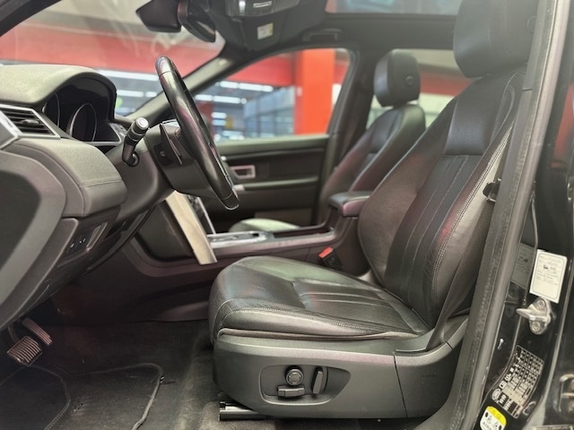 Land RoverDiscovery Sport 2.0L TD4 HSE Luxury 4WD 132 kW (180 CV) 7 Plazas Vehículo usado en Barcelona - 19