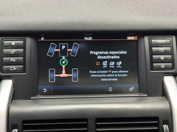 Land RoverDiscovery Sport 2.0L TD4 HSE Luxury 4WD 132 kW (180 CV) 7 Plazas Vehículo usado en Barcelona - 30 Land RoverDiscovery Sport 2.0L TD4 HSE Luxury 4WD 132 kW (180 CV) 7 Plazas Vehículo usado en Barcelona - 30