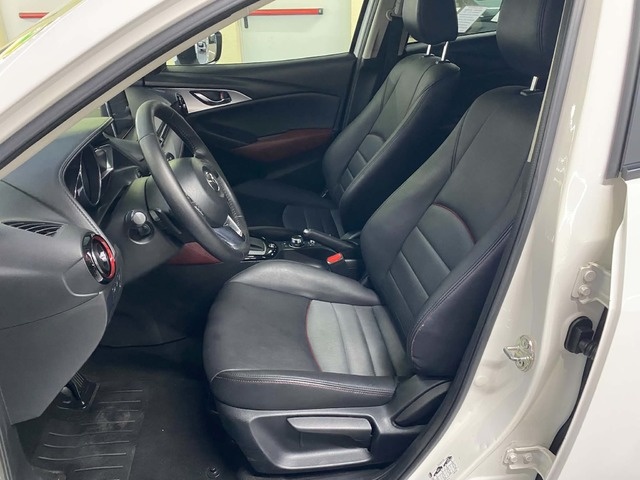 MazdaCX-3 2.0 SKYACTIV GE Luxury White 2WD AT 88 kW (120 CV) Vehículo usado en Barcelona - 9