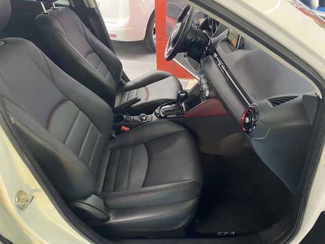 MazdaCX-3 2.0 SKYACTIV GE Luxury White 2WD AT 88 kW (120 CV) Vehículo usado en Barcelona - 14