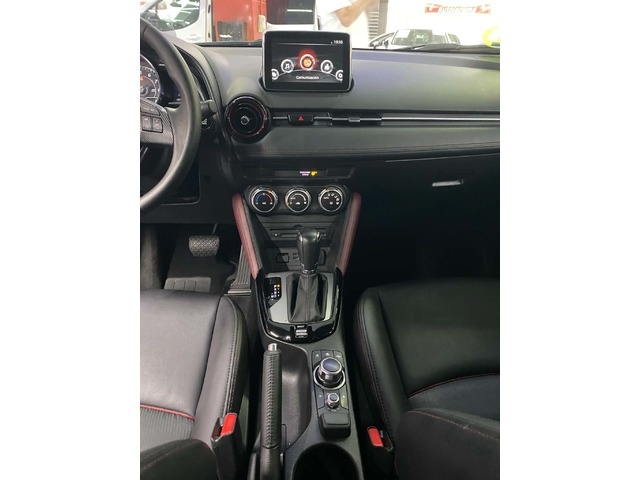 MazdaCX-3 2.0 SKYACTIV GE Luxury White 2WD AT 88 kW (120 CV) Vehículo usado en Barcelona - 18