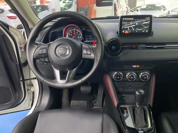 MazdaCX-3 2.0 SKYACTIV GE Luxury White 2WD AT 88 kW (120 CV) Vehículo usado en Barcelona - 19 MazdaCX-3 2.0 SKYACTIV GE Luxury White 2WD AT 88 kW (120 CV) Vehículo usado en Barcelona - 19
