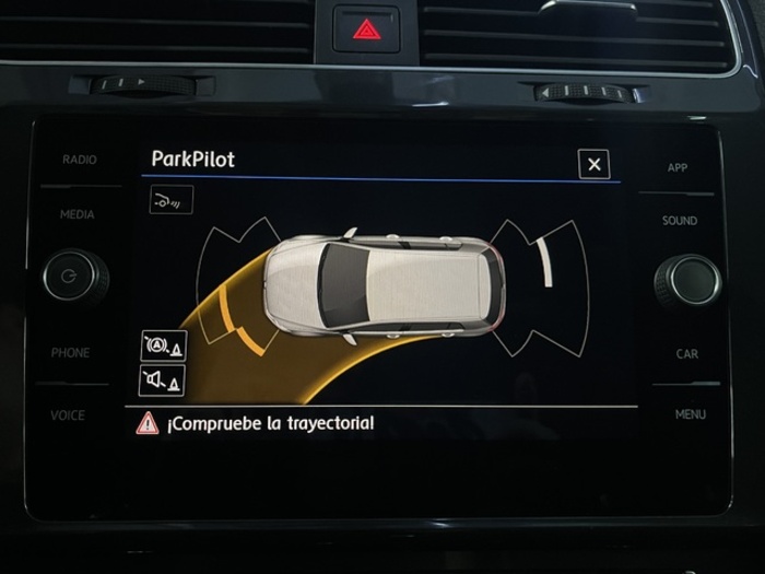 VolkswagenGolf Advance 1.5 TSI Evo 96 kW (130 CV) DSG Vehículo usado en Barcelona - 25 VolkswagenGolf Advance 1.5 TSI Evo 96 kW (130 CV) DSG Vehículo usado en Barcelona - 25