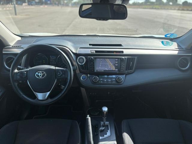 ToyotaRav4 2.5l hybrid 2WD Feel! 145 kW (197 CV) Vehículo usado en Barcelona - 13