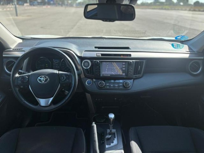 ToyotaRav4 2.5l hybrid 2WD Feel! 145 kW (197 CV) Vehículo usado en Barcelona - 13 ToyotaRav4 2.5l hybrid 2WD Feel! 145 kW (197 CV) Vehículo usado en Barcelona - 13