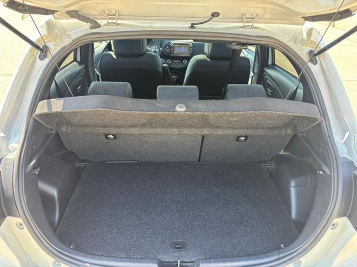 ToyotaYaris 100H Advance 74 kW (100 CV) Vehículo usado en Barcelona - 16 ToyotaYaris 100H Advance 74 kW (100 CV) Vehículo usado en Barcelona - 16
