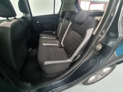 Dacia Sandero Stepway Essential Blue dCi 70 kW (95 CV) Dacia Sandero Stepway Essential Blue dCi 70 kW (95 CV)